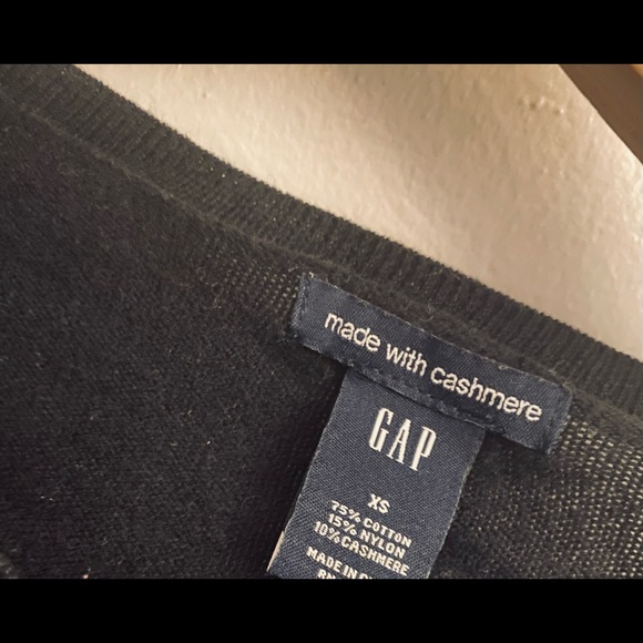 Cardigan made with cashmere - Picture 2 of 4